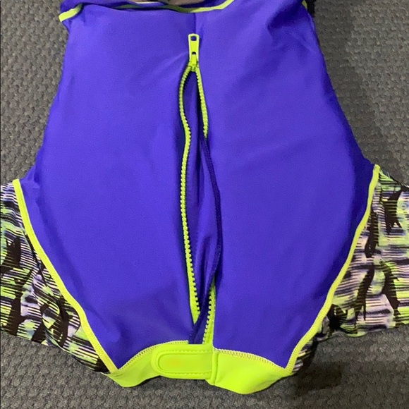 Speedo swim jumpsuit - Picture 3 of 3